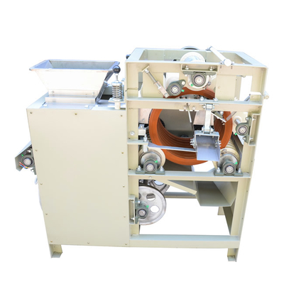 98% 300kg/H 0,75kw Φασόλια Αμυγδαλίες Μηχανή Απολέπισης Καρύδια Γραμμή παραγωγής